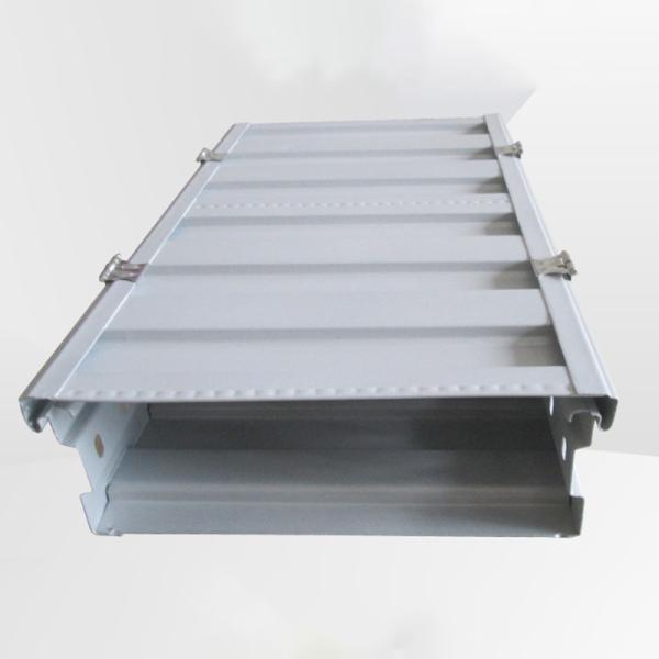 Fire Resistance Mold Extruded Metal Cable Tray With Cover Wall Mounted Or Hanging Type Mounted Installation Method