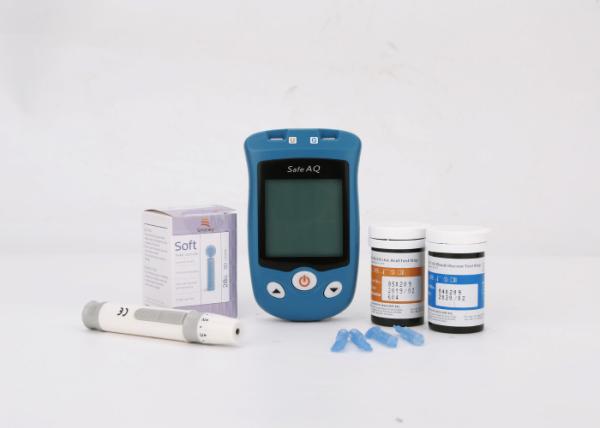 LCD Screen Blood Glucose Home Test Kit , Diabetes Monitor Kit 3 AAA Battery Safe AQ UG uric Acid & blood glucose