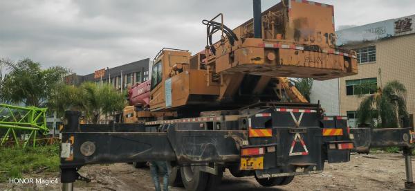 Grúa móvil Sany de 80 toneladas con pluma de 50 m y motor Weichai, brazo hidráulico recto
