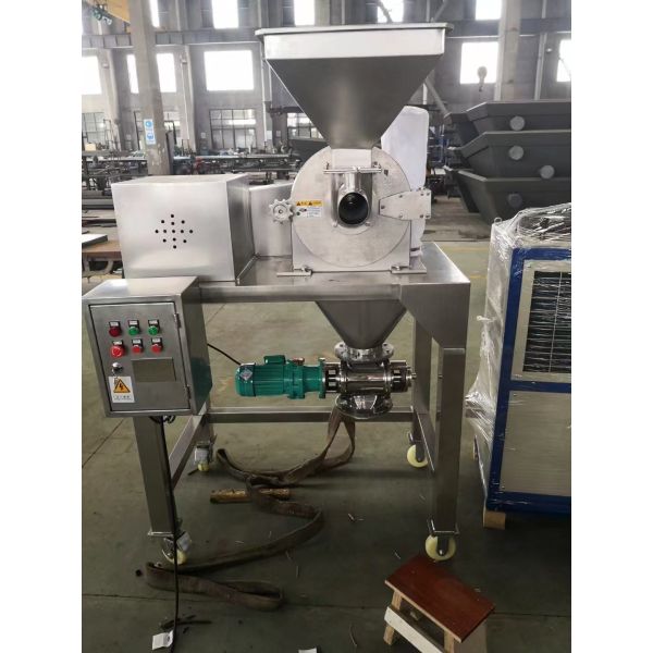 Industrial Grinder for Powder and Material Size Reduction