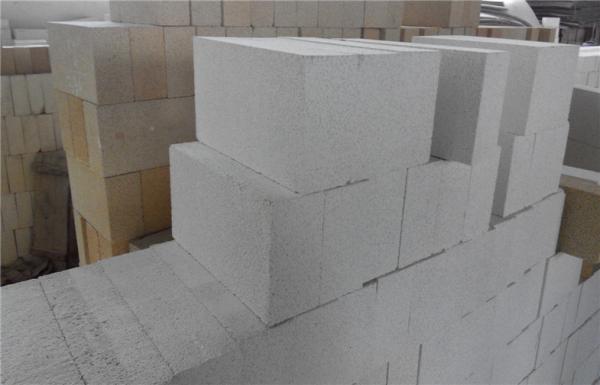Tamanho padrão do tijolo da mulite do cimento da alumina para o fogão da explosão/fornalhas de aço