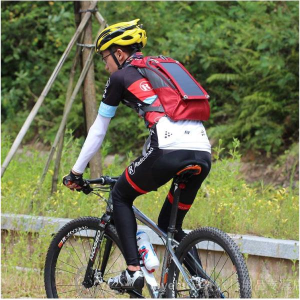 Black Outdoor Solar Panel Backpack / Solar Travel Backpack With USB Port