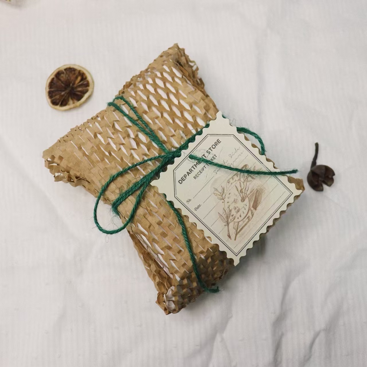 Natural Kraft Honeycomb Paper – Rustic Expandable Wrap for Wedding Favors & Gift Bags