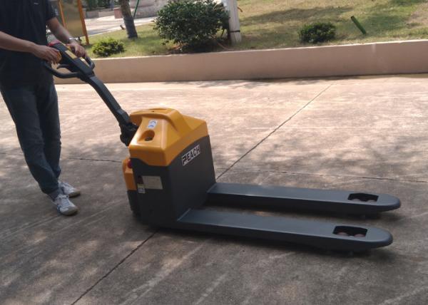 Horizontal Driving Wheel Motorised Pallet Jack , Balanced Semi Electric Pallet Jack
