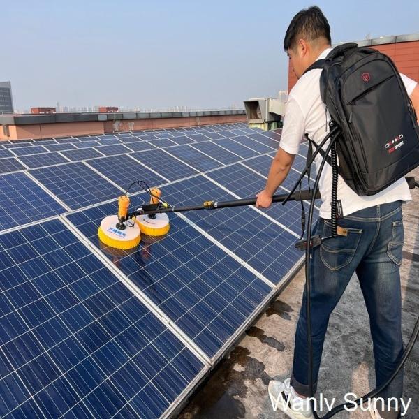 Ferramentas de limpeza de painéis solares de escova rotativa dupla para limpeza e lavagem de lugares altos ao ar livre