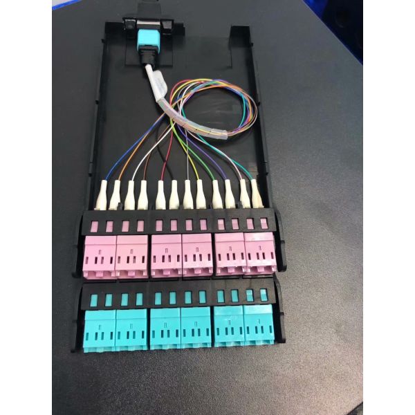 1U 144 Cores MTP MPO -LC Patch panel ODF Chassis enclosure Sliding type for 12 Cassettes