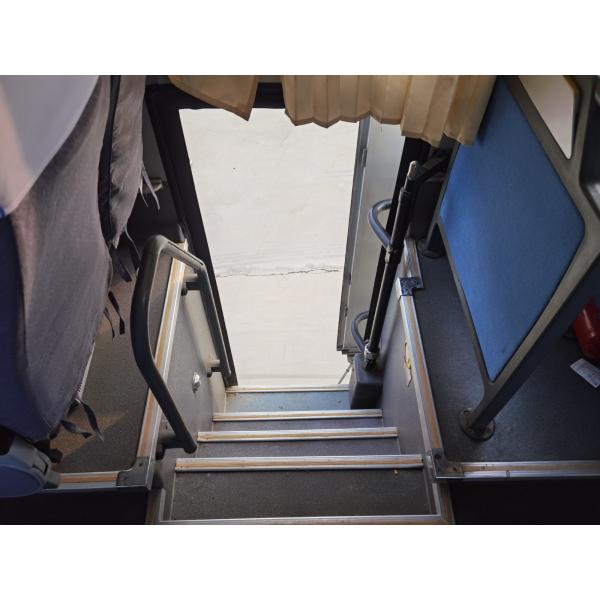 102 км/ч Подержанный Sinotruck HOWO 6117 Городской автобус с дизельным двигателем 280 л.с. и 46 местами