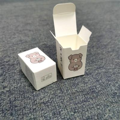 Bespoke Packaging Solutions Gold Stamped Mailer Boxes for Clothes and Beauty Products