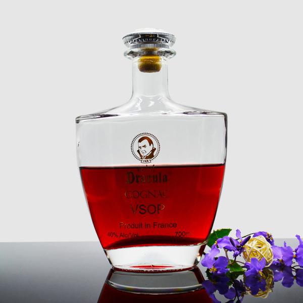 Super Flint Glass Material Brandy Glass Bottle for Custom Liquor Spirit 700ml