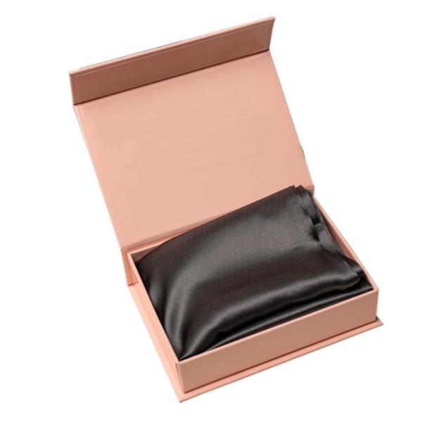 Подарочная коробка закрытия высокого лоснистого макулатурного картона пинка магнитная