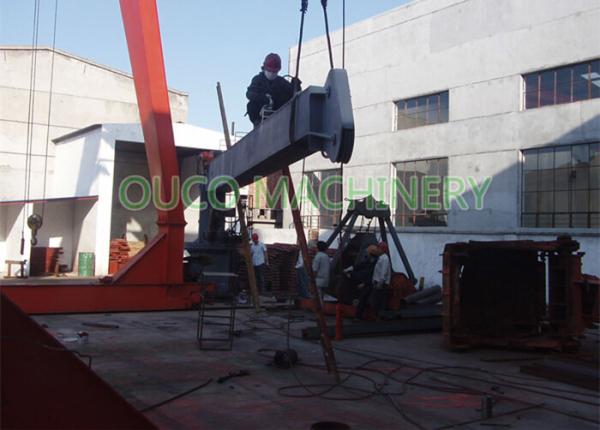 Hydraulic Offshore Pedestal Crane , Offshore Stiff Boom Crane For Cargo Lifting