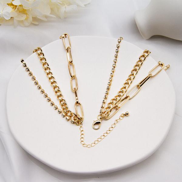 Round Hoop Gold Fashion Necklace With Pandent Three Circles Lock Dangle Jewelry