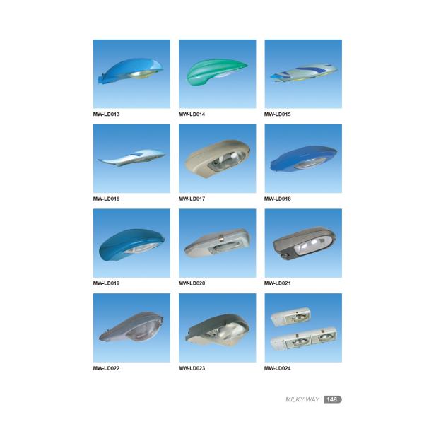 Approved Golden 5-30 m Street Steel Solar Light Poles With Painting