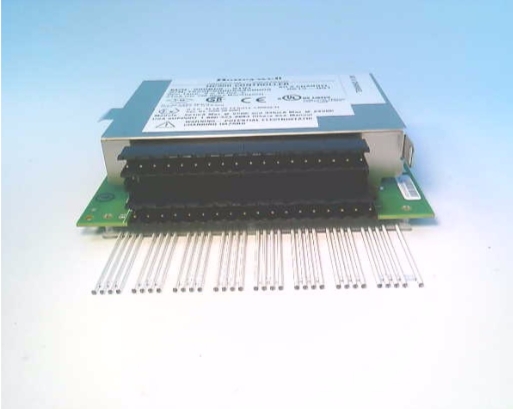 900B08-0101 Модуль аналогового выхода контроллера Honeywell HC900