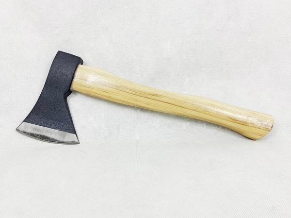 600G Size Natural color Hickory Handle Forged Carbon Steel Axe For Axe Throwing Camping And Outdoor Activities
