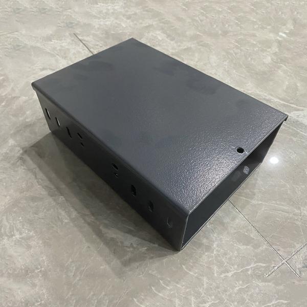 400mm Wide Rectangular Cable Tray for Wall or Ceiling Mount