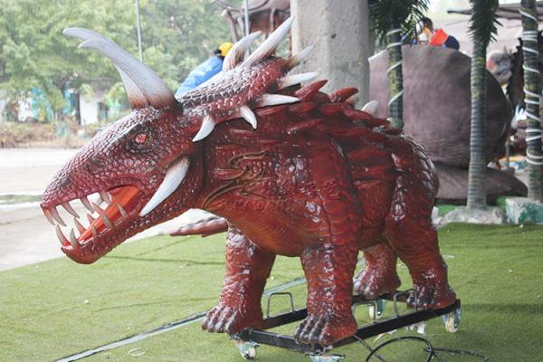 Triceratops Animatronic realístico do dinossauro do divertimento exterior para crianças