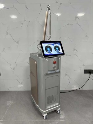 Multifunctional IPL Laser Beauty Machine For Tattoo Removal Maximum Energy 2000M