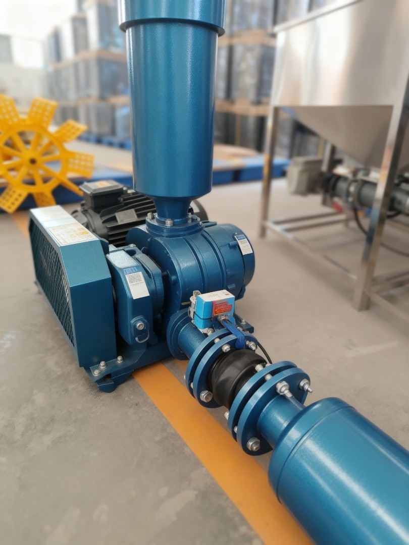 Microporous Paddle Wheel Aerator Diffusion for Pond Fish Shrimp Aquaculture Oxygenation