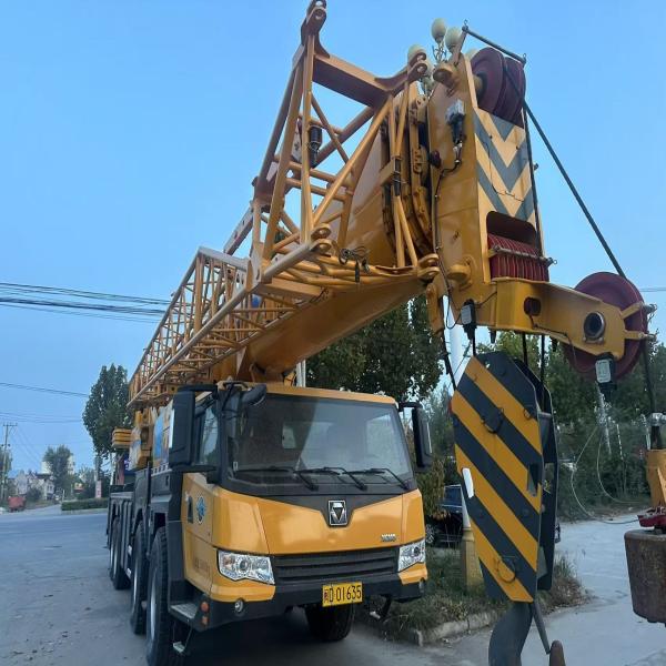 XCMG XCT80L5 Used Crane  Trucks Second Hand Heavy Equipment 80T 80km/h