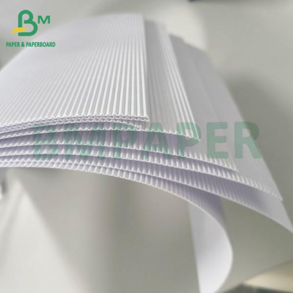 White Single Face Corrugated Cardboard Roll B Flute E Flute For Shipping Белый однолистный гофрированный картонный ролик B флейта E флейта для судоходства