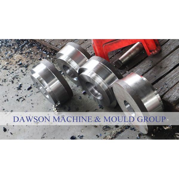 Accumulator Type Single Layer 50L Plastic Drum Making Extrusion Blow Molding Die Head