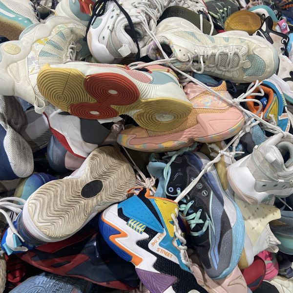 Original Chinese Used Brand Shoes Online Retailer Second Hand Women Basketball Shoes