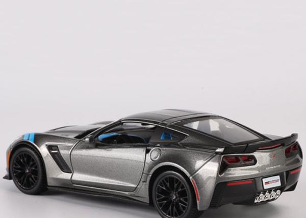 Zinc Alloy Metal DIY Craft Gifts 1/24 Proportion Car Simulation Model For Kids