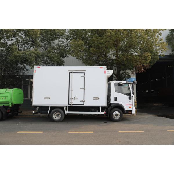 JMC 4X2  4.2M Somewhat Mixed New Energy Refrigerated Trucks Van Refrigerator Truck Wagon
