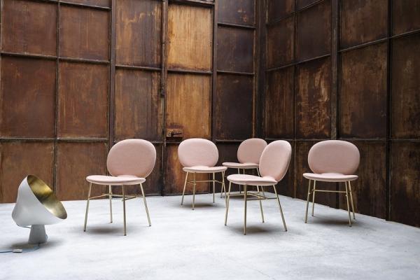 Kelly C Basic Fiberglass Dining Chair With High Backrest And Metal Base