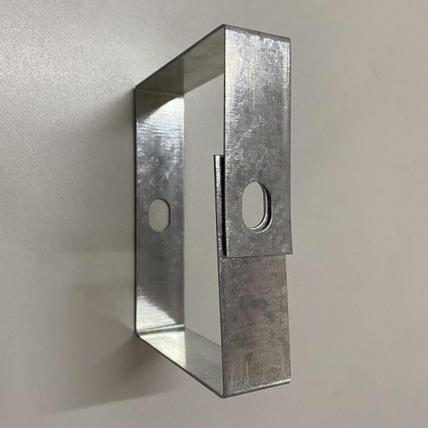 Гальванизированный OEM кронштейн подноса кабеля аксессуаров подноса кабеля вертикальный