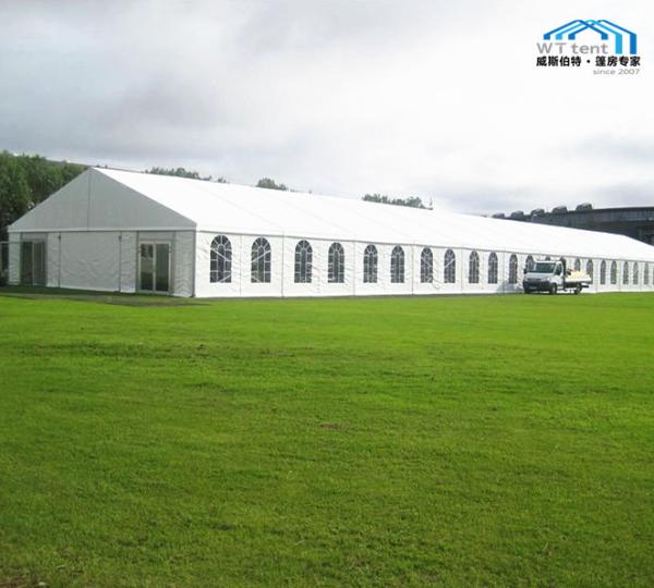 200 People Huge Outdoor Wedding Tent Fire Retardant Roof Pitch 18 Degree