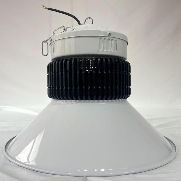 150W 200W LED High Bay Lamp White Fin Hanging Industrial Lighting For Indoor Natatorium Lighting