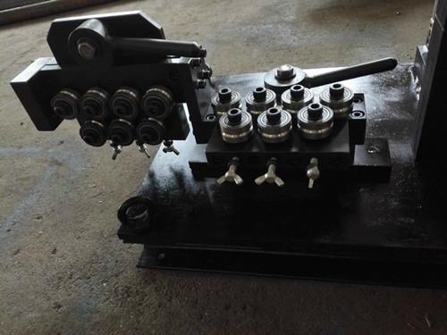 50 Mm 26 Roller Copper Tube Straightening Machine 380V 50HZ 10-13mm​  Solid Line