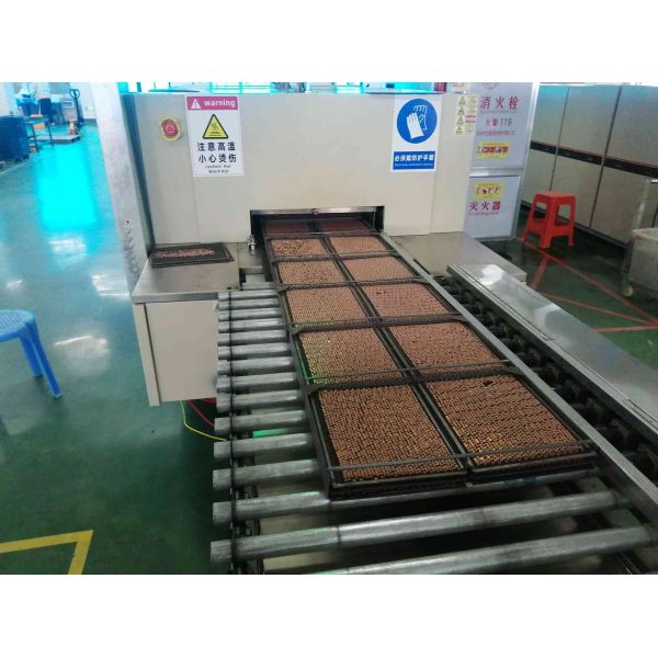 Humidified Inert Controlled Atmosphere Furnace Heat Treatment Electrode Sintering 520mm Belt