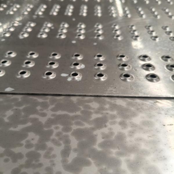 Round Rectangular Hole Shapes Perforated Metal Plate Customized