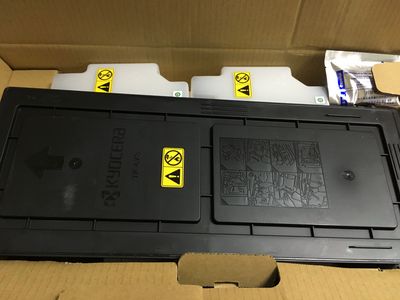 Патрон тонера Кйосера черноты Мита ТК-675 для страниц КМ 3060 печатая до 20000