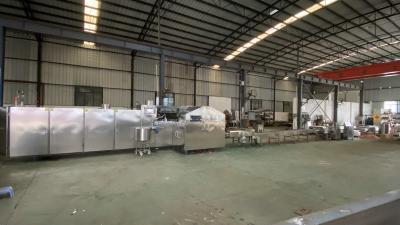 Máquina automática regular do cone de gelado de tamanho 3.37kw para a fábrica da bebida