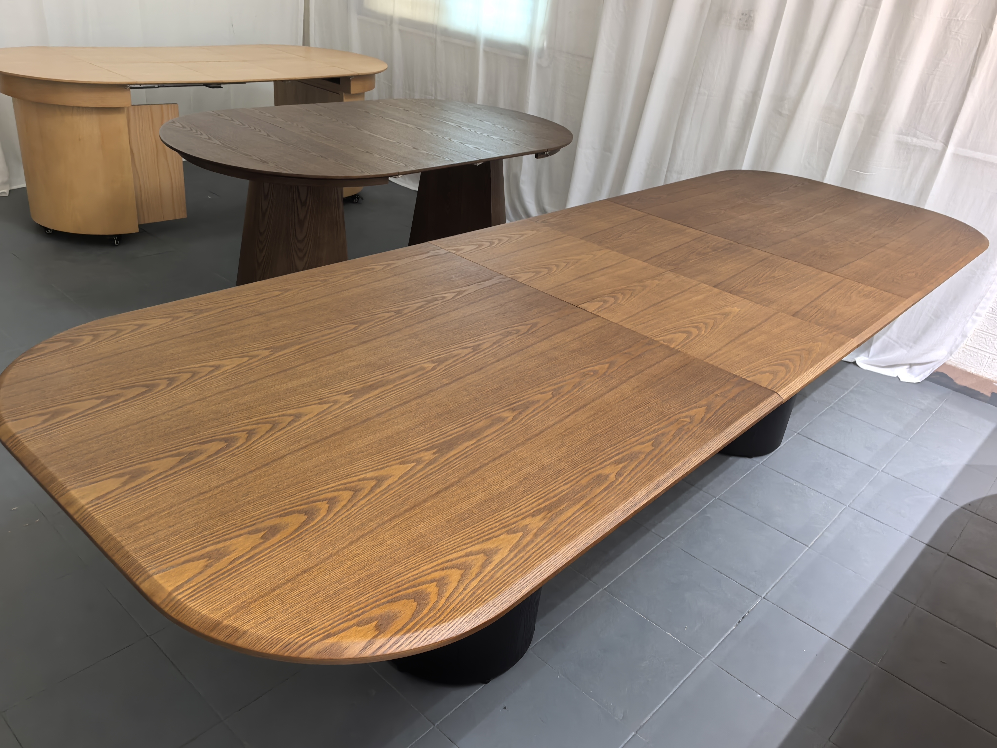 High Quality OEM ODM Extentable Solid Wooden Dining Table Set for Home Office Restaurant Kitchen or Hotel