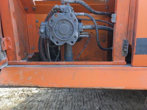 29500kg de segunda mão DOOSAN ZX300 Excavator 151KW Adequado para esmagamento e acessível