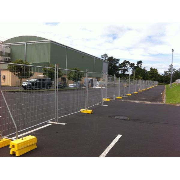 Hot Dip Galvanised 2.1x2.4m Temporary Steel Fencing For Construction Site