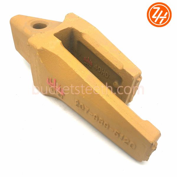 207-939-3120-40 PC300 Excavator Bucket Teeth Adapter Coated Sand Casting