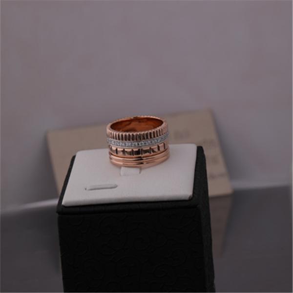 Vrai or Diamond Quatre Radiant Edition Large Ring Ref JRG02484 de 18 carats de bijoux de luxe d'or