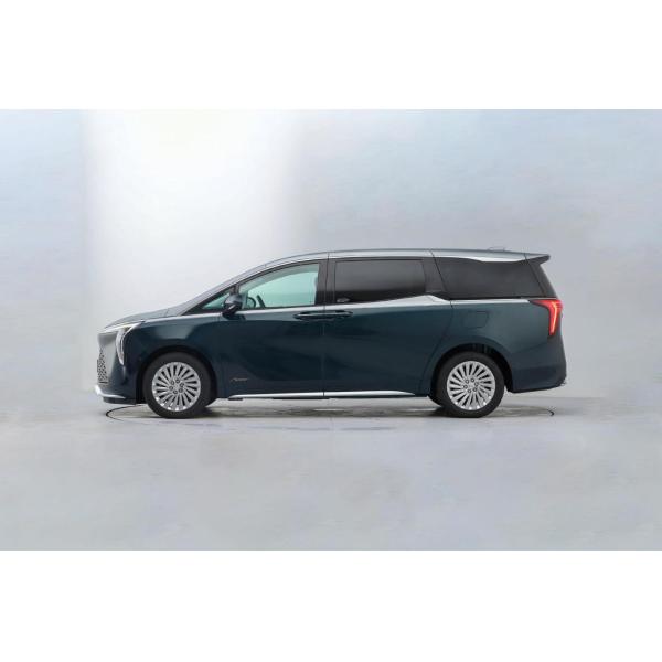 8 Airbags 2023 Buick Century Top Level Gasoline Cars MPV with Luxury and 0km Used Car Made In Shanghai