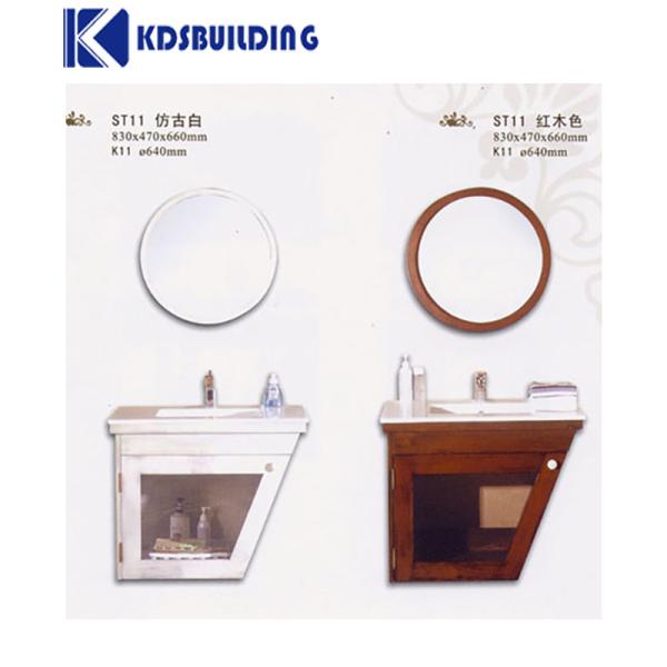 Маленький ванный шкаф с зеркалом