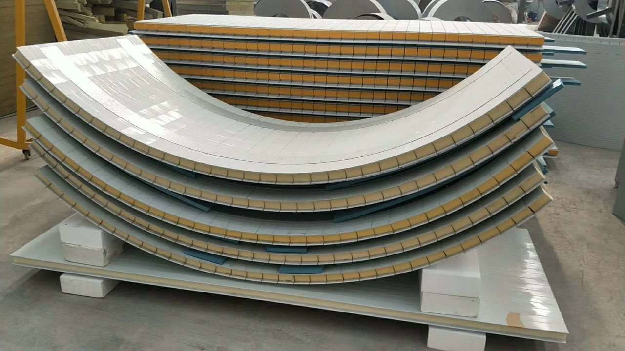 Установленная стеной крыша Pir угла обшивает панелями раздел сэндвича с термоизоляцией