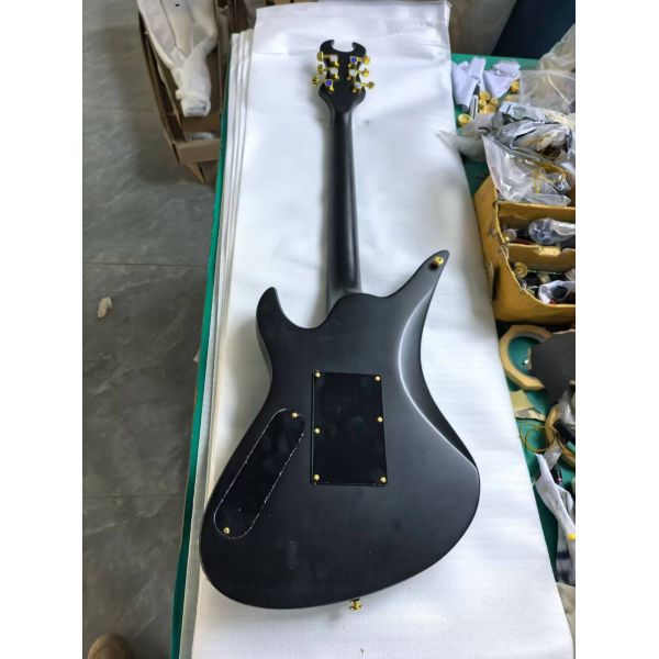 Custom Schecter Style Synyster Gates Signature 