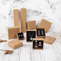 Une boîte cadeau pliable exquise