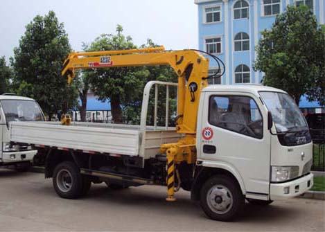 Professional 3.2 Ton Dump Truck Mounted Crane / Lifting Equipment