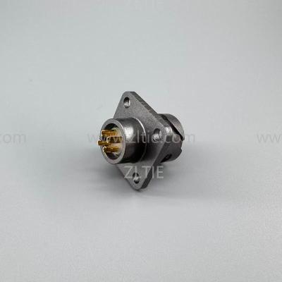 FQ14 Series 4-Pin Square Flange Male Socket